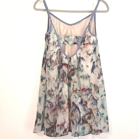 Lavender Brown "Watercolor Floral" Mini Dress in Size XS (NWT) - Picture 5 of 10